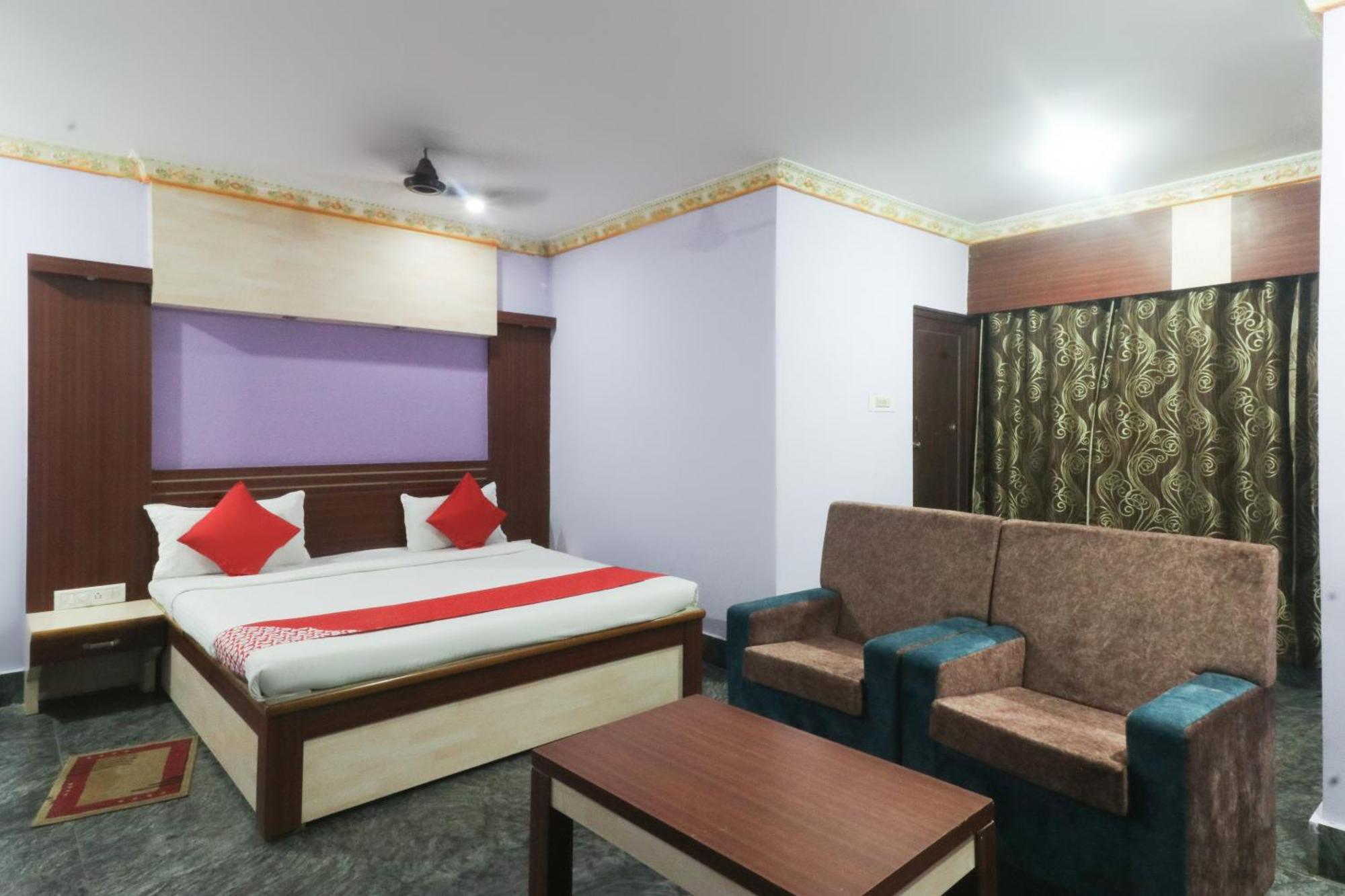 OYO 49639 Nirmala Residency Bhubaneswar Exterior foto